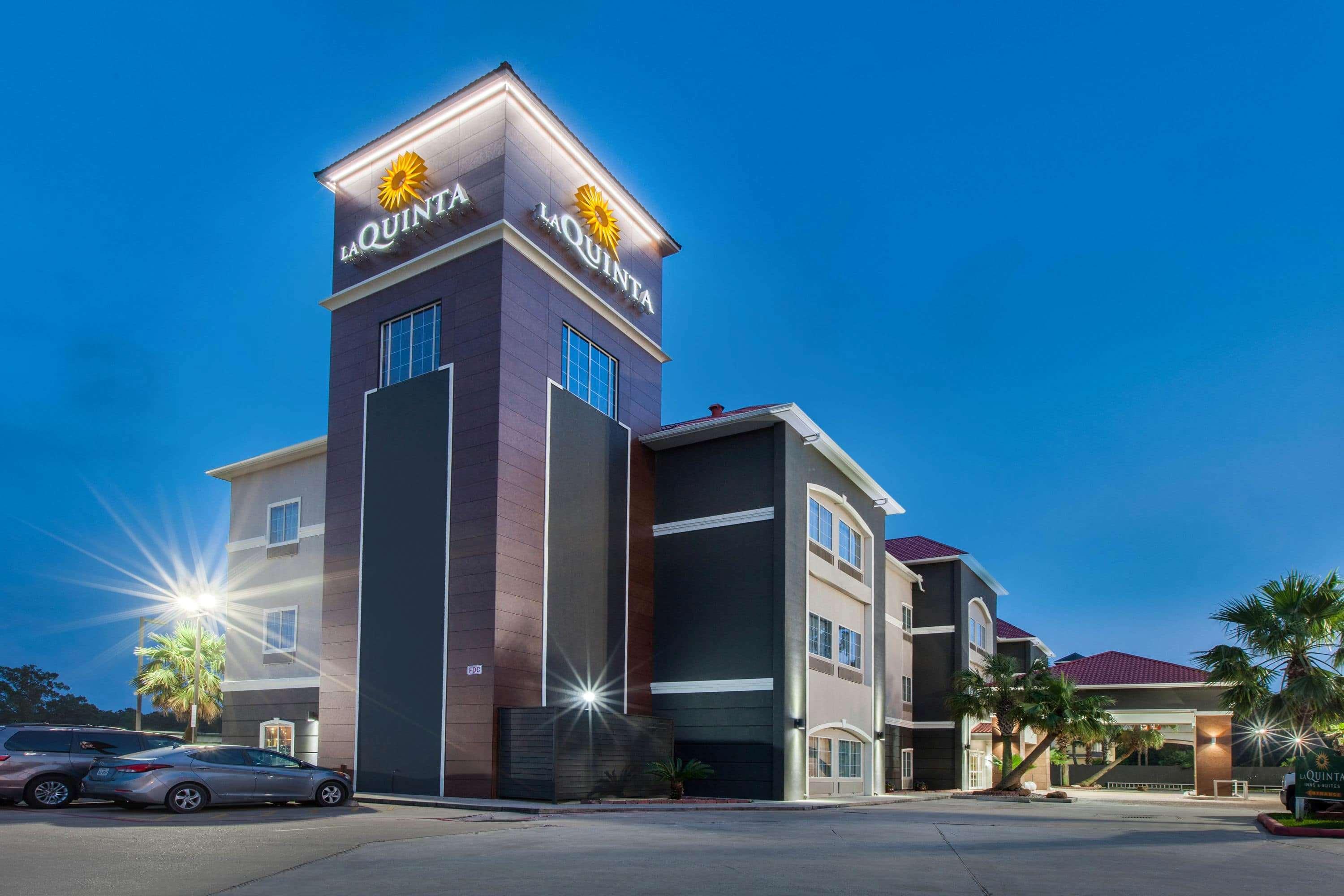 La Quinta By Wyndham Houston New Caney Exterior photo