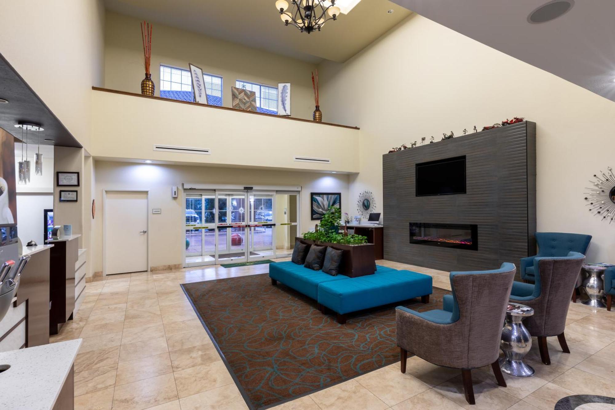 La Quinta By Wyndham Houston New Caney Exterior photo